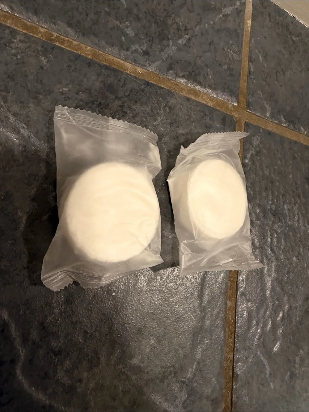 Set of 2 bath and body aromatherapy stress relief shower steamers - NWT